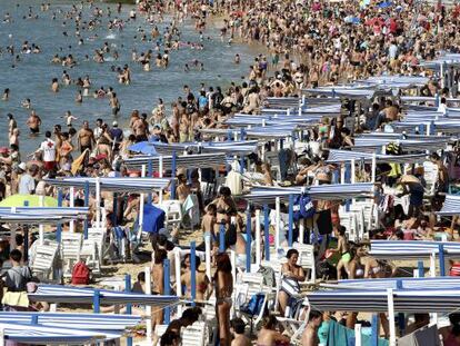 A packed Playa de la Concha in San Sebastián, in the Basque Country.