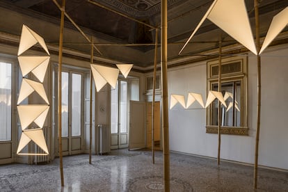 La colección de Michael Anastassiades expuesta en la Fondazione Danese de Milán.