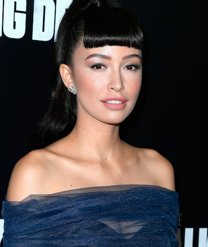 Christian Serratos hará de Selena en la serie de Netflix.