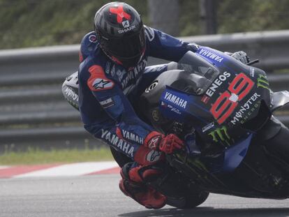 Jorge Lorenzo, en el circuito de Sepang (Malasia) con la Yamaha.