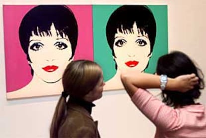 Retratos de Liza Minnelli realizados por Andy Warhol, que se exponen en Berlín.