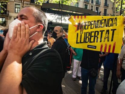 Protesta ante el Teatre del Liceu de Barcelona.