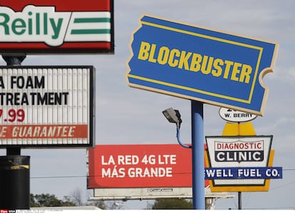 Foto de un cartel de la cadena Blockbuster en Texas en 2013. En aquel año la cadena ya cerraba sus últimos establecimientos.