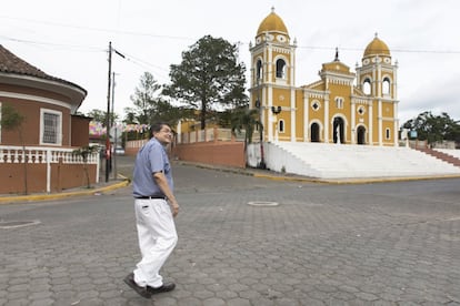 Sergio Ramírez, escritor nicaragüense y fundador de Centroamérica Cuenta, en su ciudad natal de Masatepe (Nicaragua).