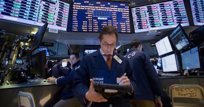 Operadores en la Bolsa de Nueva York.