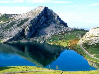 Lago Enol (Asturias).
