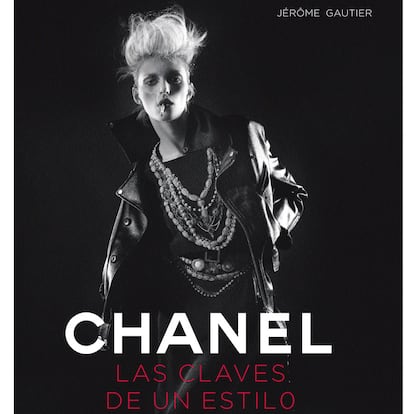 La Fábrica se aventura en la edición de la fotografía de moda con Chanel, las claves de un estilo, escrito por Jérôme Gautier, periodista y experto en fotografía e historia de la moda. "Las claves del estilo Chanel se revelan e interpretan a lo largo de once capítulos temáticos -el minivestido negro, el chic andrógino o el tweed- comparando las formas originales de los años 20 con la evolución progresiva sufrida hasta hoy día. Imágenes exclusivas para la casa Chanel realizadas por gigantes de la fotografía de moda como Edward Steichen, Horst. P. Horst, Man Ray, Richard Avedon, Patrick Demarchelier, Karl Lagerfeld, Peter Lindbergh, Mario Testino, Bruce Weber o Annie Leibovitz se recogen por primera vez en este volumen", dicen en la editorial. Ya a la venta, cuesta 69 euros.