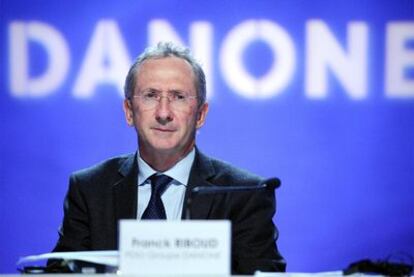 Franck Riboud, presidente del grupo Danone, durante un encuentro de la compañía en París.