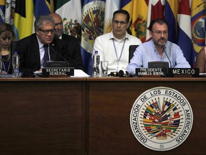 Da esquerda para a direita, Luis Almagro e Luis Videgaray.