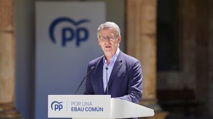 El presidente del Partido Popular, Alberto Núñez Feijóo, en un acto sobre educación de su partido en Salamanca, este lunes.