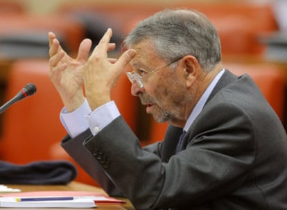 Alberto Oliart, ayer, durante su comparecencia en el Congreso de los Diputados.
