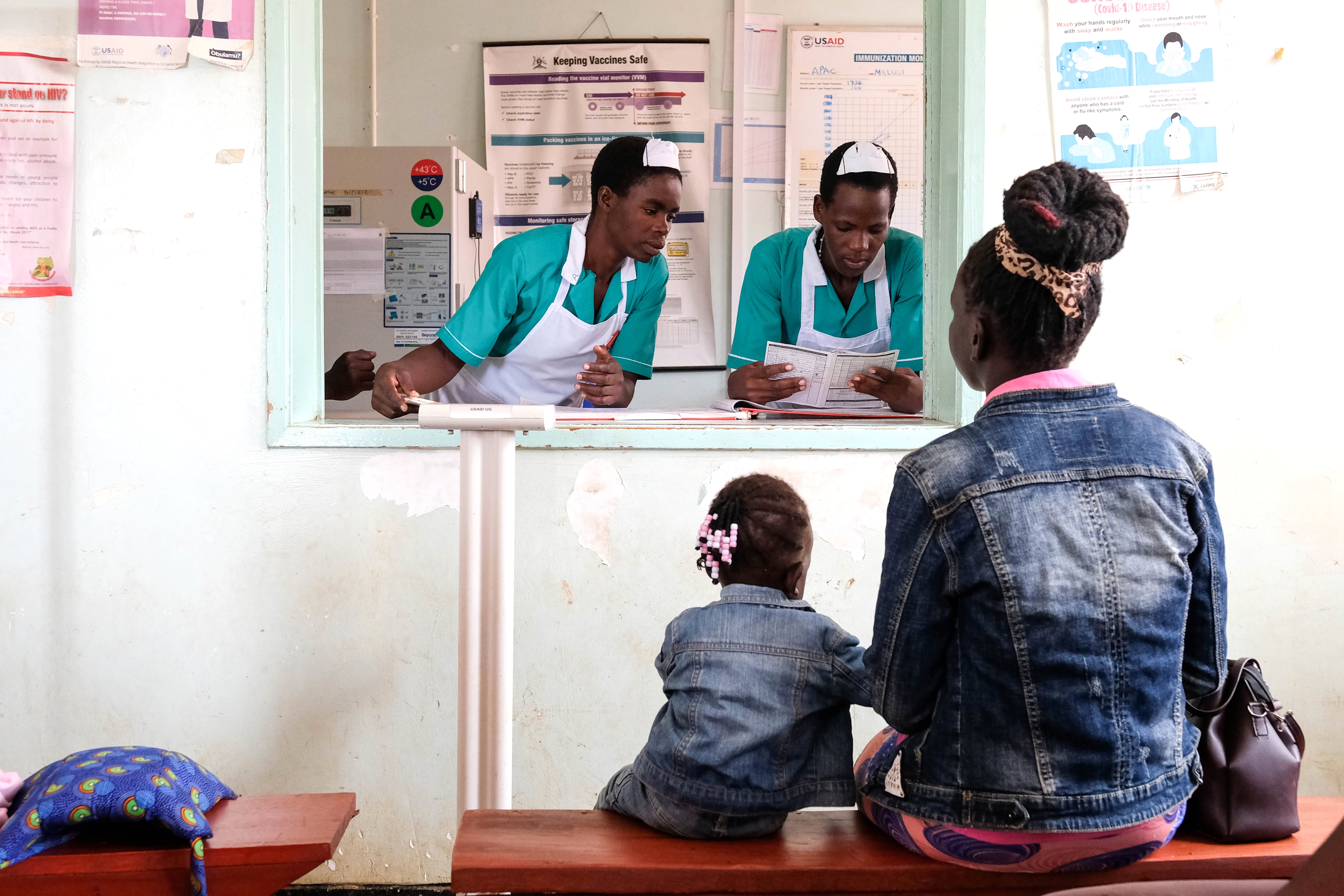 Vacunar contra la malaria reduce un 13% la mortalidad infantil por todas las causas