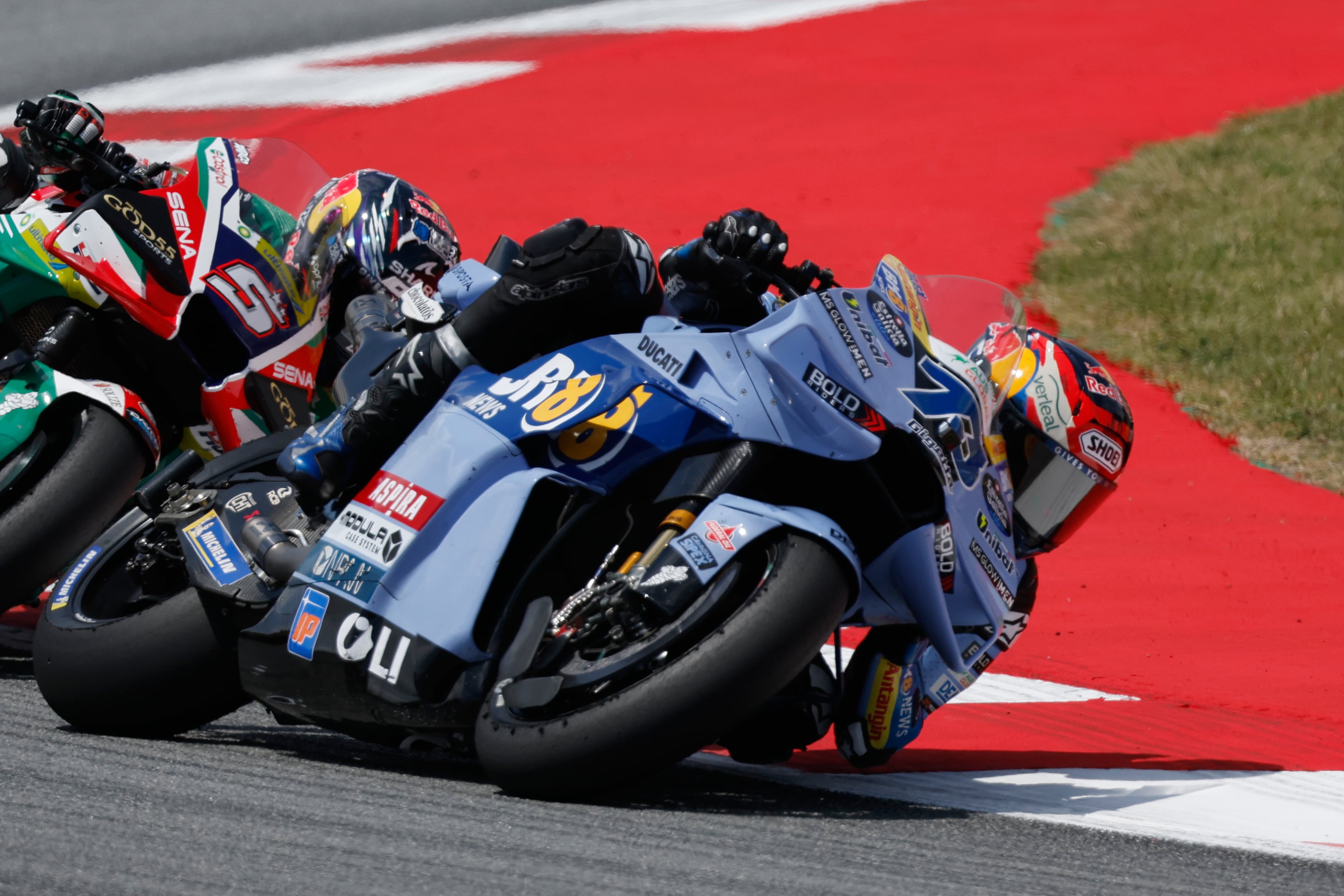 Gravísimo accidente de Álex Márquez durante la carrera del GP de Catalunya