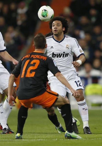 Marcelo, que volvió a jugar, ante Pereira.