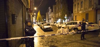 Operaci&oacute;n policial anoche en Bruselas.