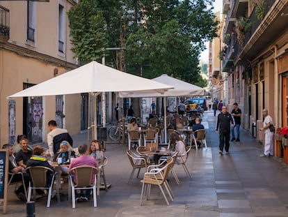 Terrazas en la calle Blai de Poble Sec