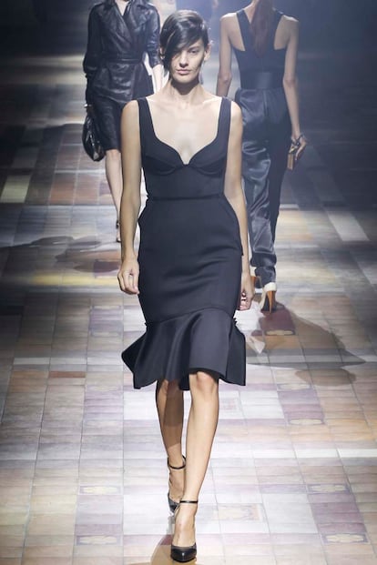 La metalizada retrospectiva de Lanvin