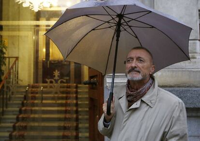 El escritor y académico Arturo Pérez-Reverte.