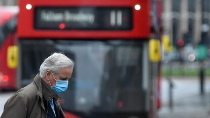 El negociador comunitario, Michel Barnier, este viernes, en Londres.