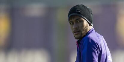 Neymar, durante el último entrenamiento del Barcelona.