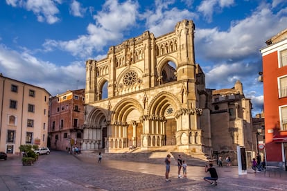 19. Cuenca: Plaza Mayor.