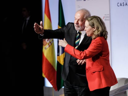 El presidente de la República de Brasil, Luiz Inácio Lula da Silva, y la vicepresidenta primera del Gobierno y ministra de Asuntos Económicos y Transformación Digital, Nadia Calviño, Europa Press