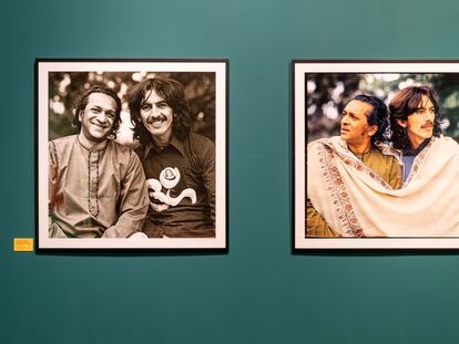 Dos fotografías de Shankar y Harrison en la exposición