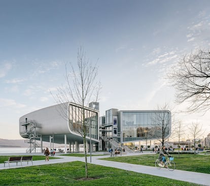 El Centro Botín es un centro de arte diseñado por el arquitecto y premio Pritzker Renzo Piano.