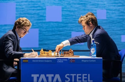 Primeros movimientos de la partida Antón-Carlsen, hoy en Wijk aan Zee