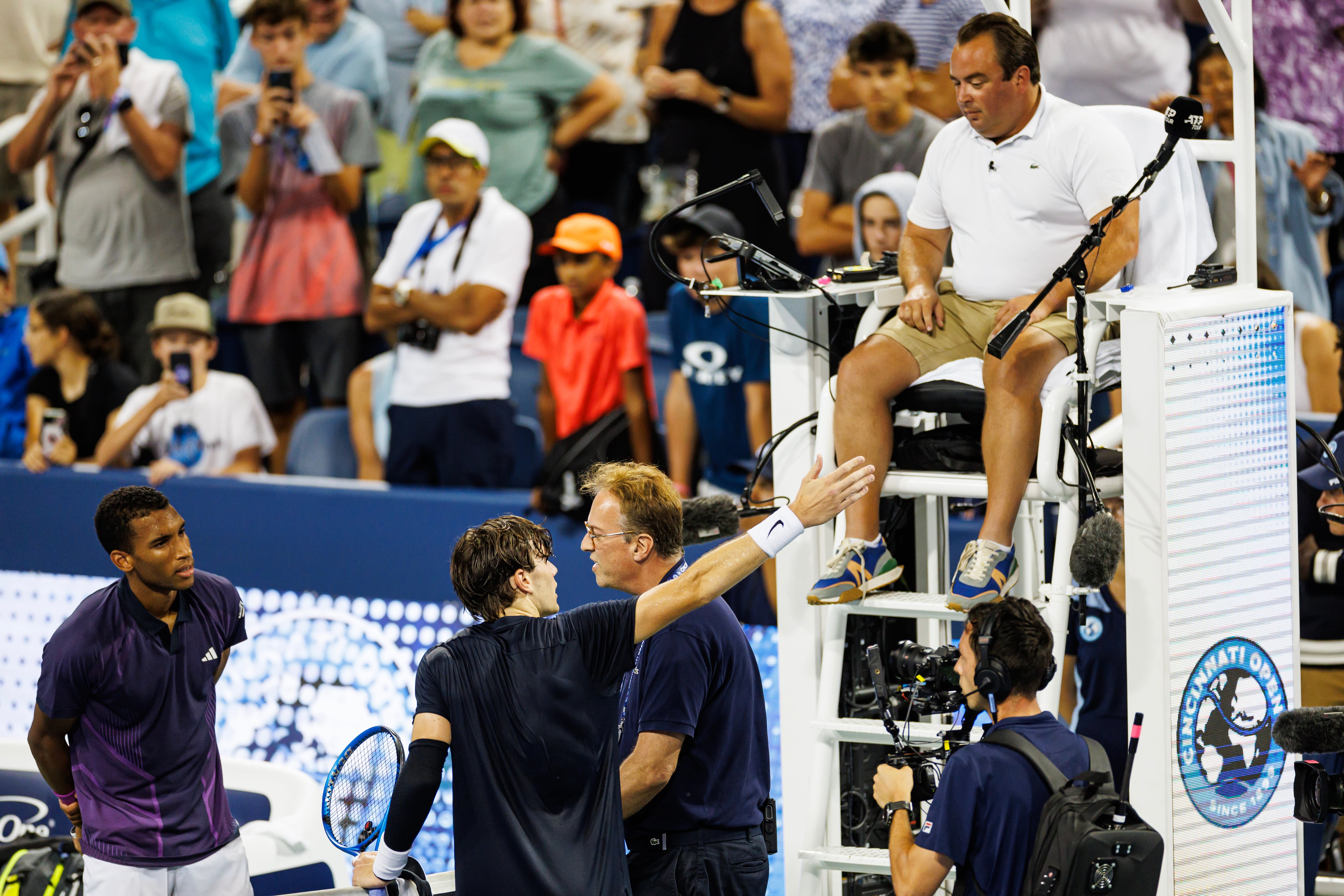 Djokovic pide instaurar la revisión de vídeo tras el error del juez de silla en el punto de partido entre Draper y Aliassime 