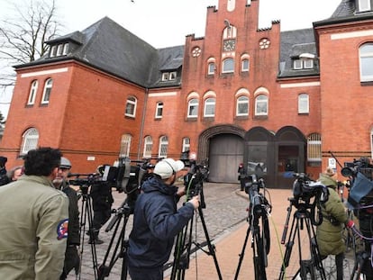 Exterior de la prisión de Neumünster, en Alemania. 