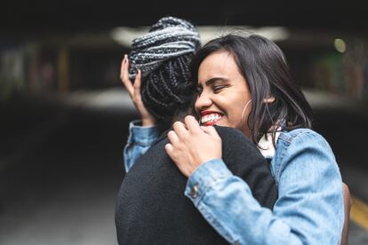 The Love of Best Friends - Girlfriends Embracing