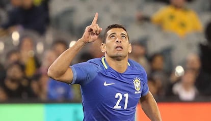 Diego Souza abriu o placar aos 10 segundos de jogo.