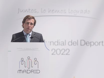 El alcalde José Luis Martínez-Almeida en el Ayuntamiento de Madrid durante el acto de celebración por la proclamación de la ciudad como "capital mundial del deporte 2022", celebrado el pasado jueves.