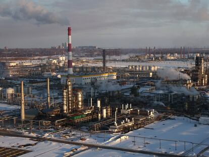 Refinería de Novokuibyshevsk, una filial de Rosneft Oil Company, en la ciudad de Novokuibyshevsk.