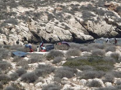 Immigrants on Isla de Tierra, off the shores of Morocco.