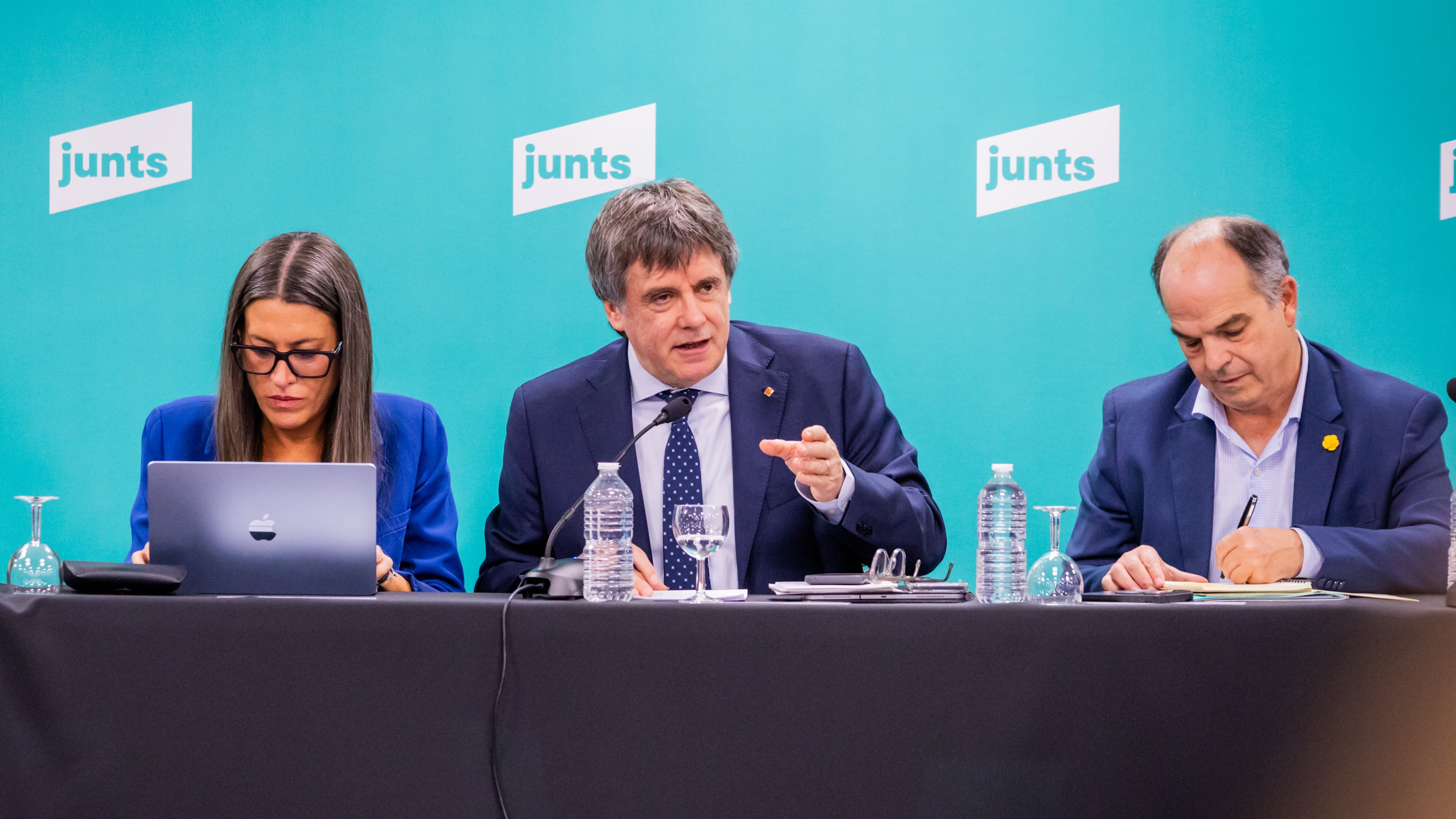 Junts avala la propuesta de Puigdemont de romper el pacto de investidura de Sánchez
