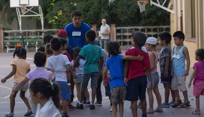Nens al Casal d'Infants del Raval.