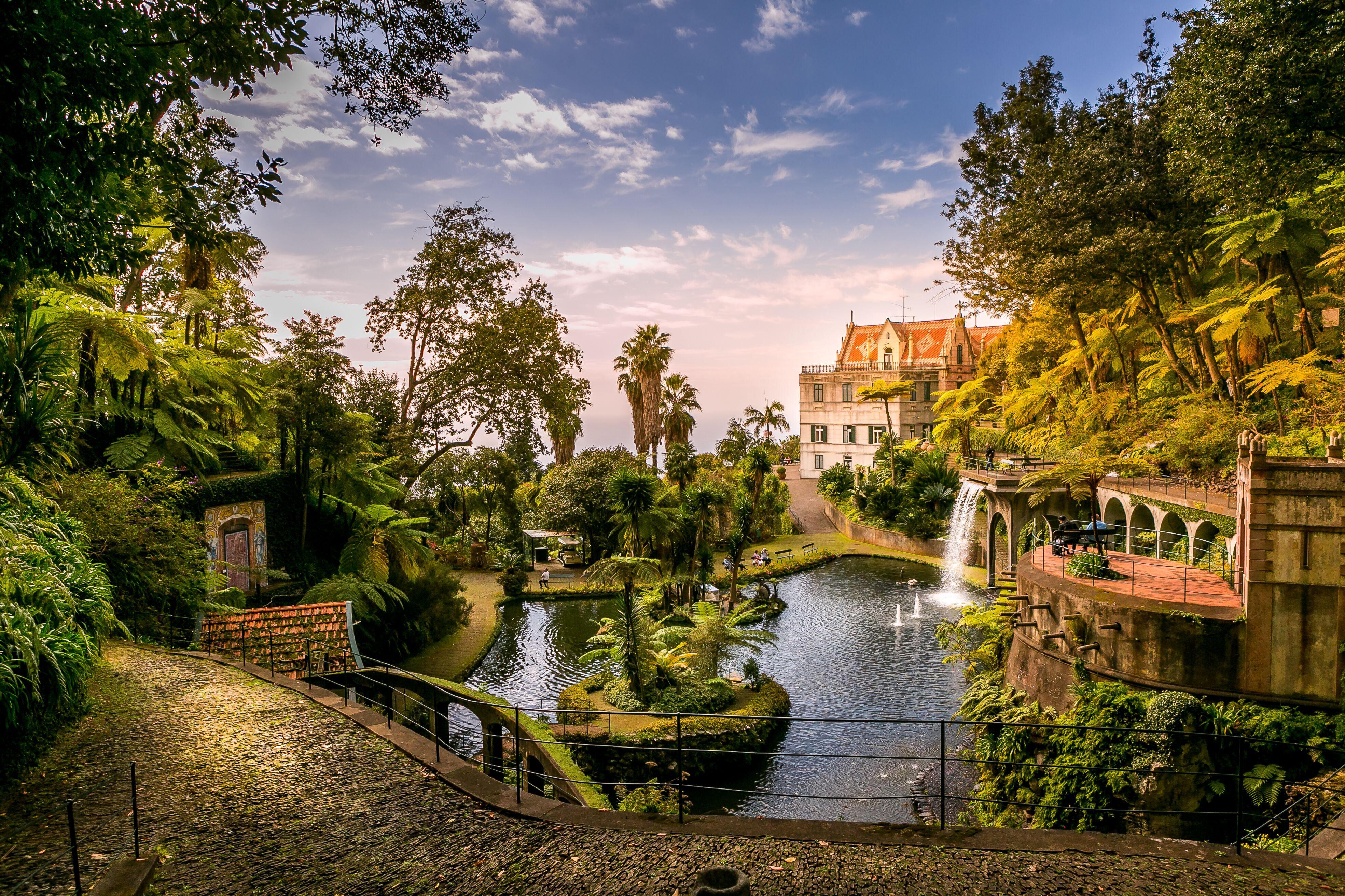 Vista de los jardines del Monte Palace Madeira.