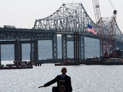 Obama diante da ponte Tappan Zee.