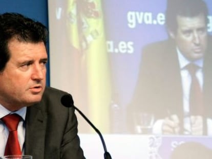 El vicepresidente José Ciscar, ayer, tras el pleno del Consell.