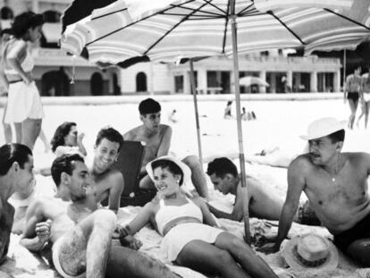 Tiempo libre bien aprovechado una tarde de los a&ntilde;os cuarenta en Copacabana (Brasil)