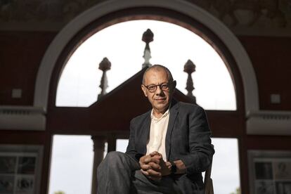 El director teatral Lluís Pascual en el Teatre Lliure.