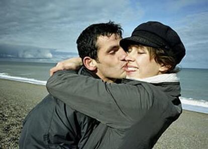 Kieran O'Brien y Margo Stilley, en <i>9 songs.</i>