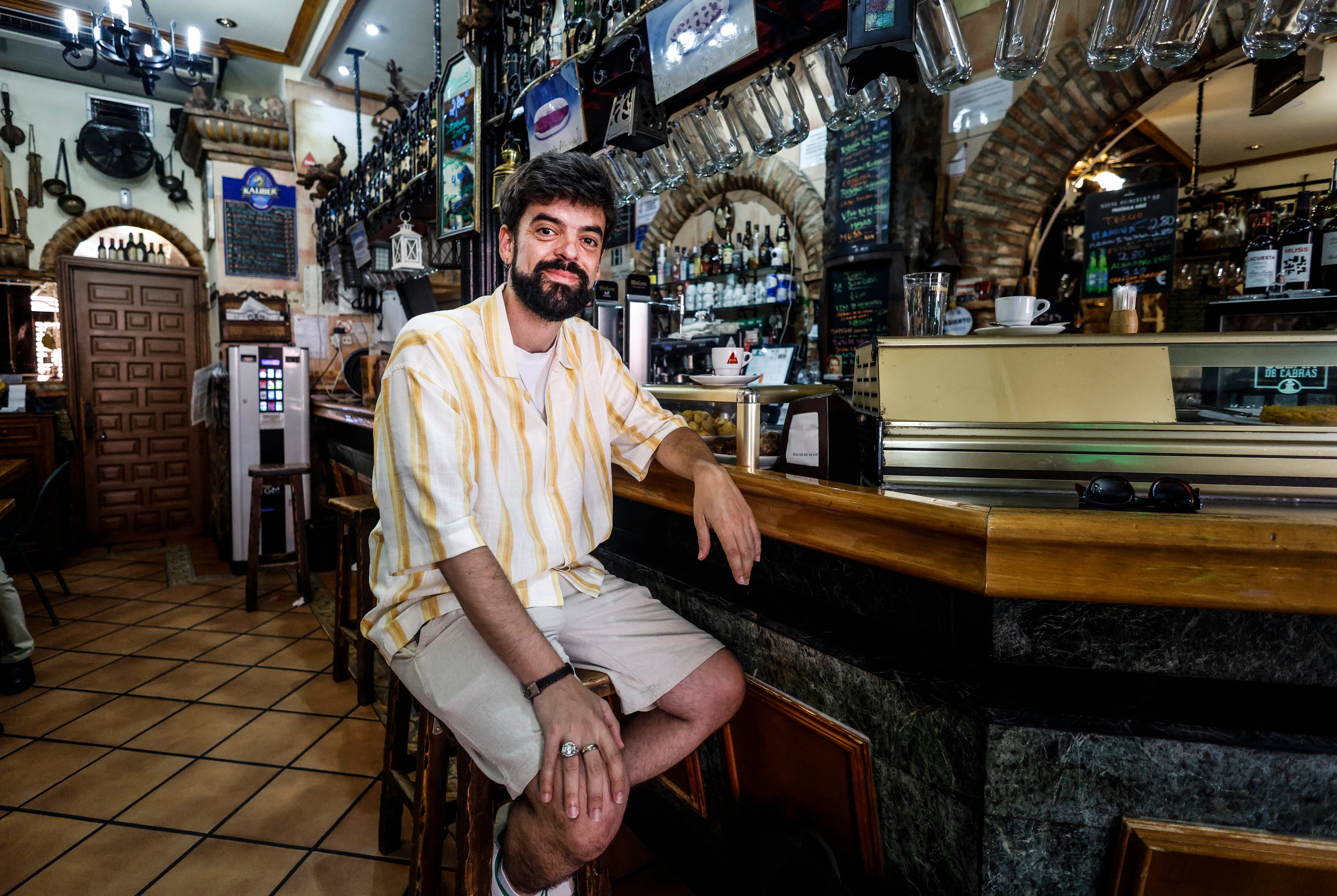 “Ven, paga y vete…”, el declive del bar como lugar de convivencia