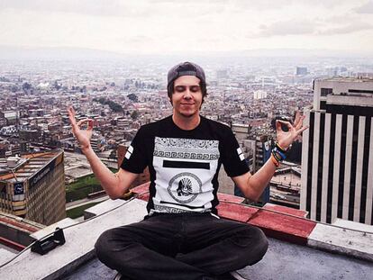 El Rubius en Bogot&aacute;, en una imagen publicada en su cuenta de Twitter.