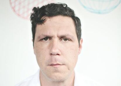 Damien Jurado actúa el 17 en San Sebastián, el 18 en Ourense y el 19 en Madrid.