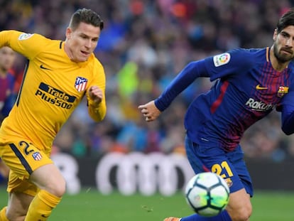 André Gomes y Gameiro, en un Barça-Atlético.