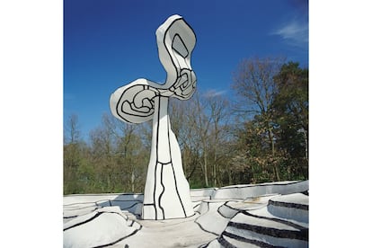 Una colección de 160 esculturas, de artistas como Aristide Maillol, Jean Dubuffet, Pierre Huyghe o Isamu Noguchi, se reparten en las 25 hectáreas de jardines que rodean el Museo Kröller-Müller, en el interior del parque nacional De Hoge Veluwe. Está abierto todo el año. En los espacios interiores del museo esperan 40 cuadros de Van Gogh y obras de Picasso y Mondrian. www.krollermuller.nl/es