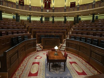 Congreso de los Diputados. Hemiciclo vacio, en el ultimo pleno de la XI Legislatura